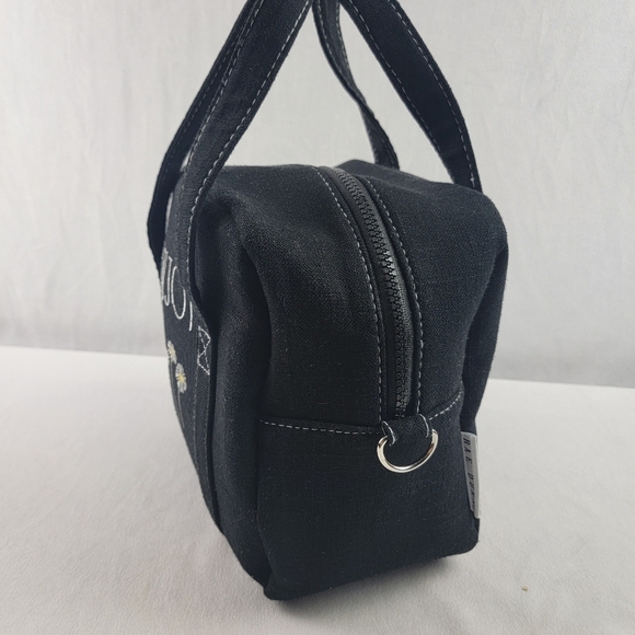 Rae Dunn Enjoy daisy small cooler / lunch box in black 8." X 9" X 5" - Picture 2 of 7